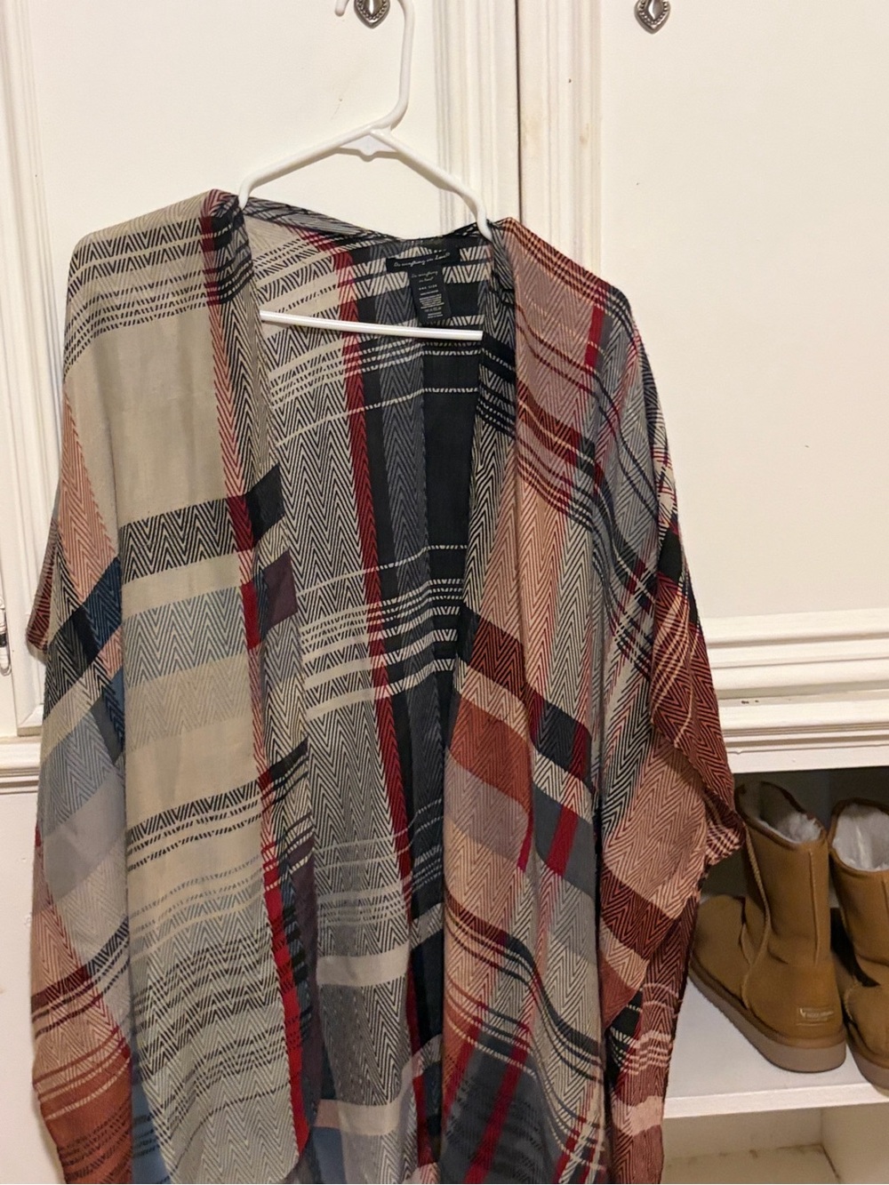 Lightweight Plaid Kimono Wrap in Beige, Rust & Navy